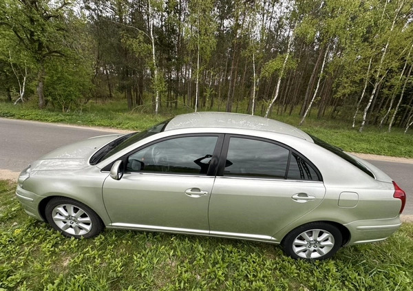 Toyota Avensis cena 19500 przebieg: 83282, rok produkcji 2007 z Mirsk małe 742